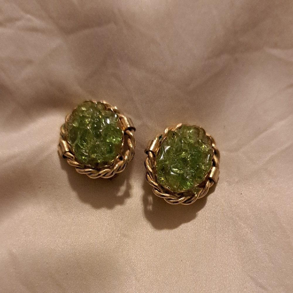 Vintage Earrings 9/21